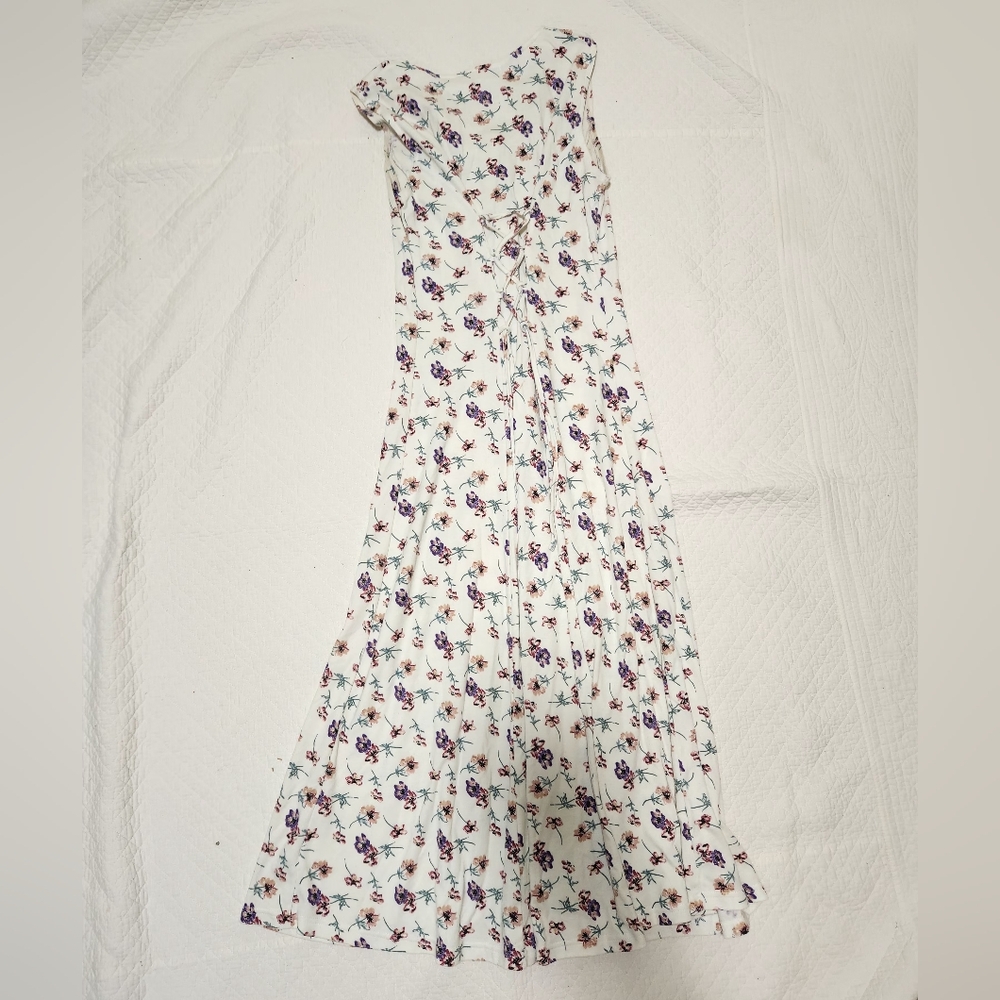 Carolyn Taylor Floral Patterned Dress - Picture 2 of 5